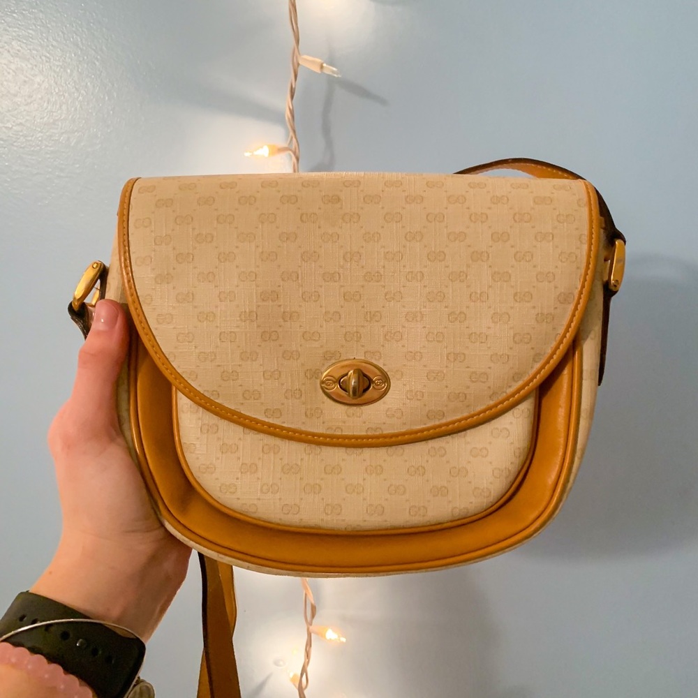 Gucci white crossbody